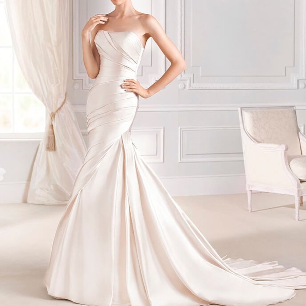 Pronovias - La Sposa Collection Fanal Size 20